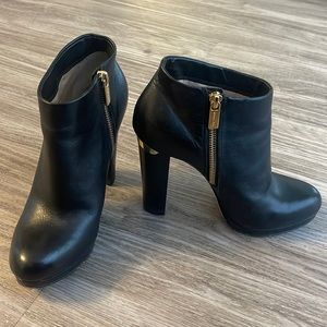 Micheal Kors black leather ankle boots